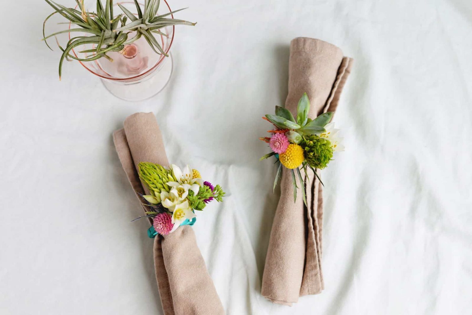 Floral napkin rings