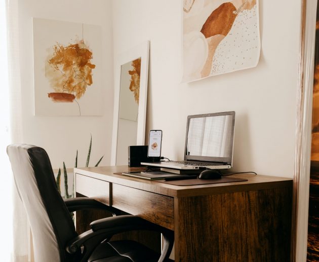 build a diy table that works as office desk with char and laptop
